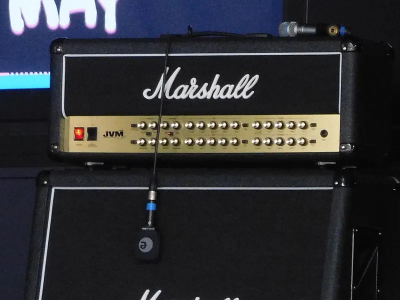 Marshall JVM guitar amplifier head
